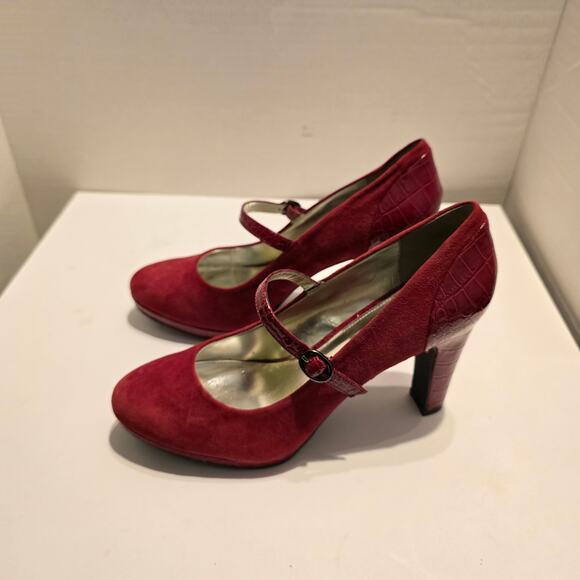 Alfani 9.5 Britnee Platform Mary Janes Croc Embossed Heels - Picture 2 of 7